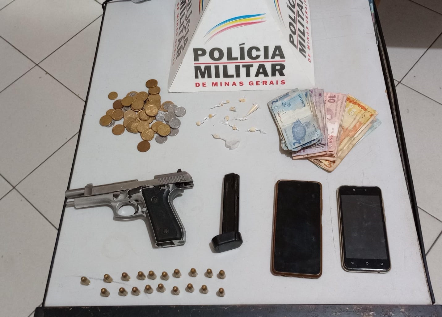 Região: Homem é preso por tráfico de drogas e porte ilegal de arma de fogo