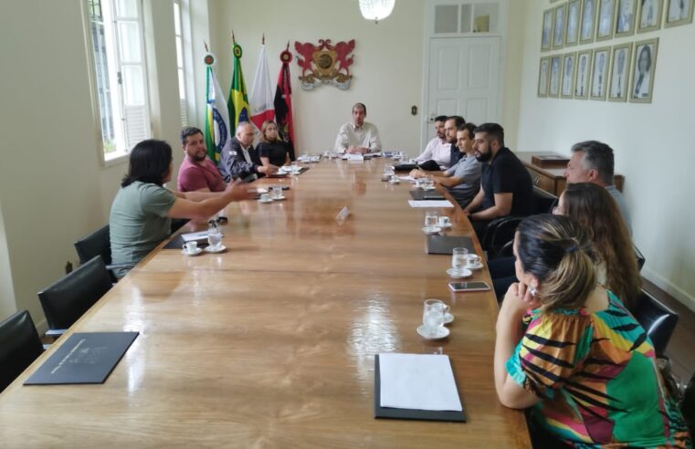 Reunião na UFV decide ação emergencial para evitar ataques de cães no campus