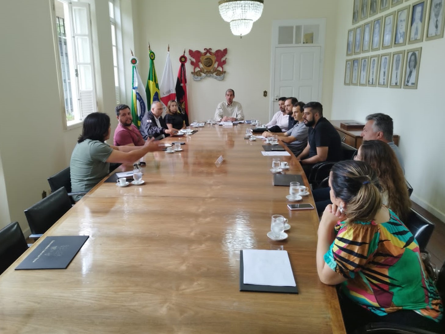 Reunião na UFV decide ação emergencial para evitar ataques de cães no campus