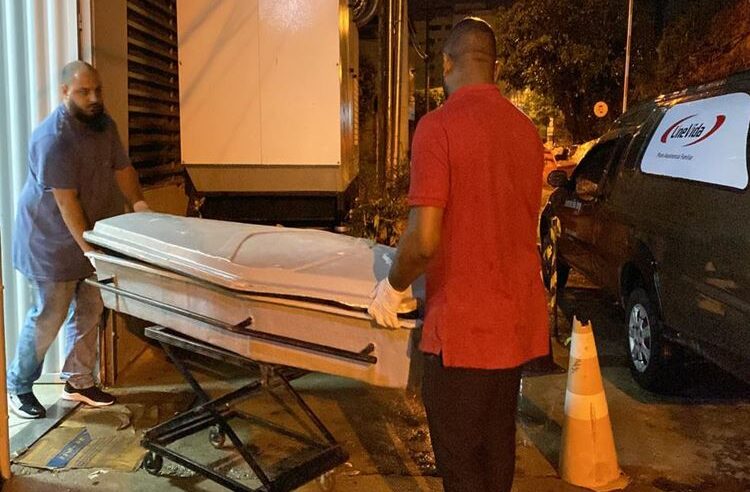 Com ajuda de amante, mulher contrata assassino de aluguel para executar marido de 39 anos