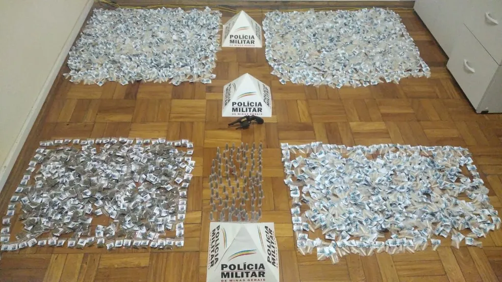 Malas de drogas que saíram do RJ são apreendidas a caminho de cidades de MG