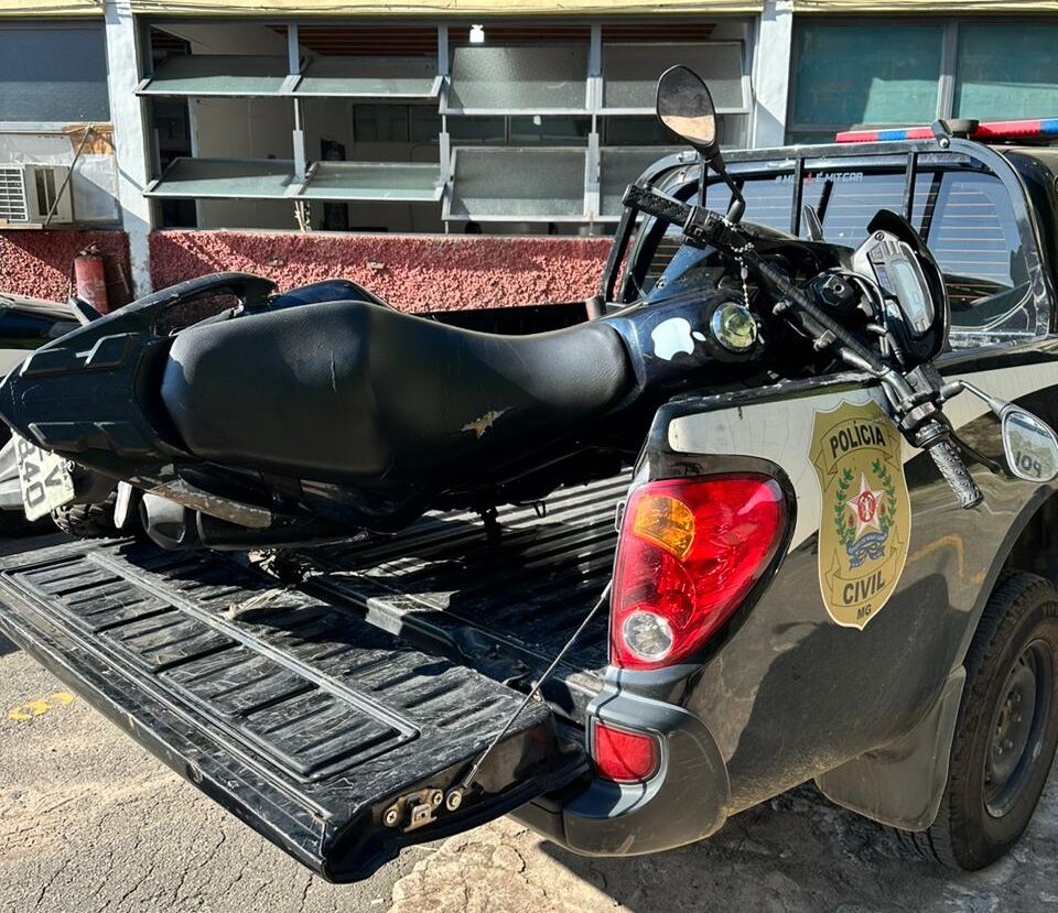 PCMG apreende moto usada em roubo e identifica suspeitos em JF