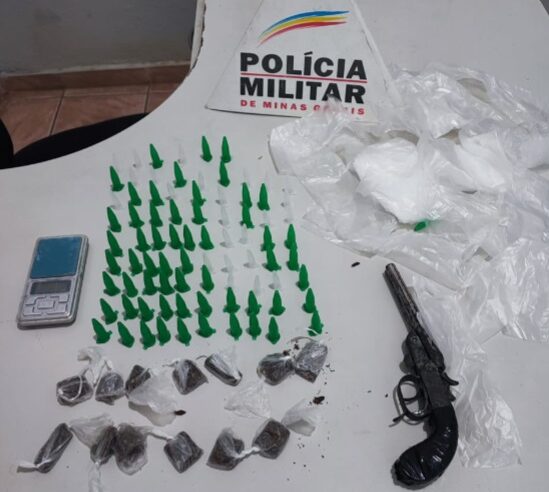 Jovem de 19 anos preso com arma de fogo e drogas