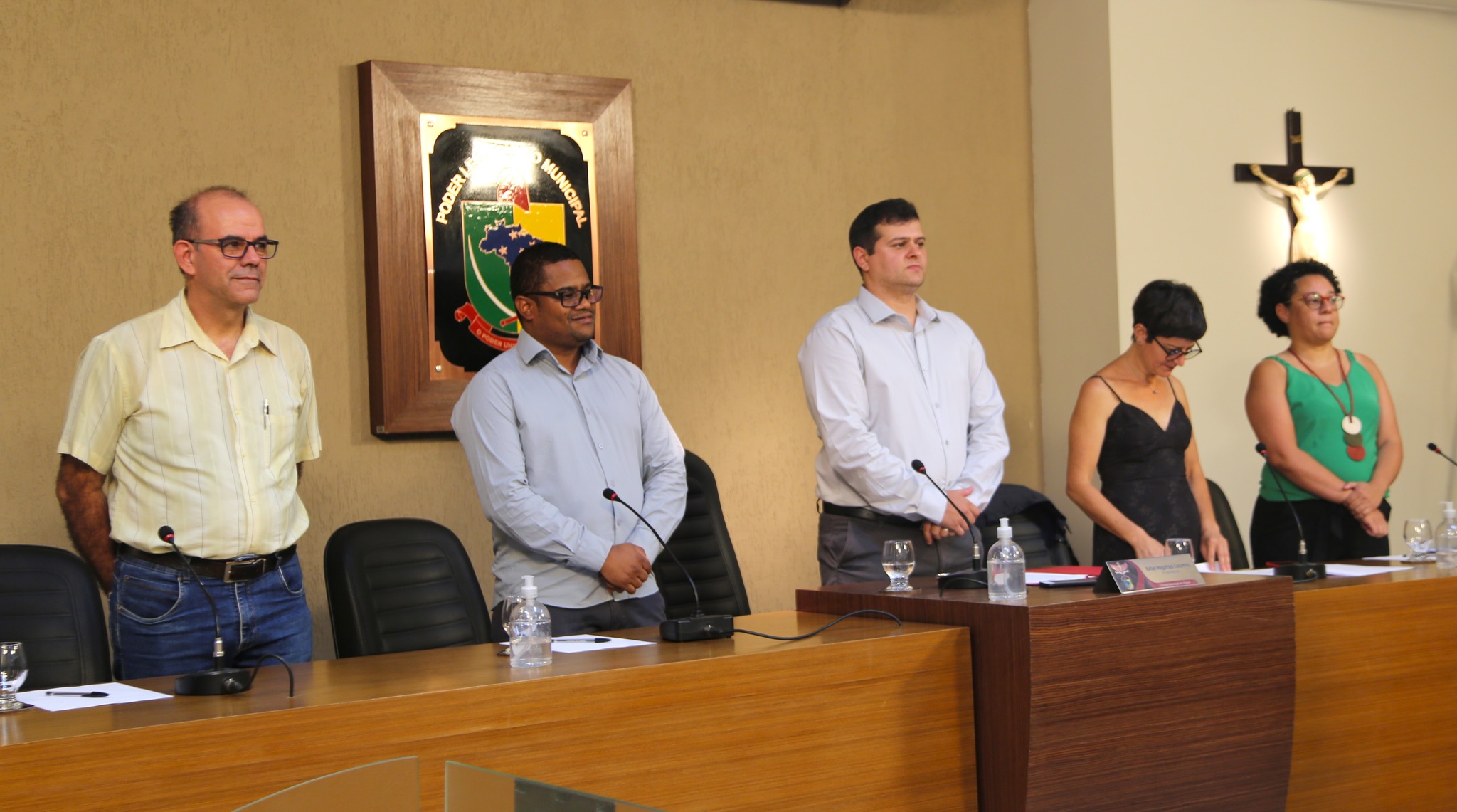 Professores de Viçosa são premiados em sessão na Câmara