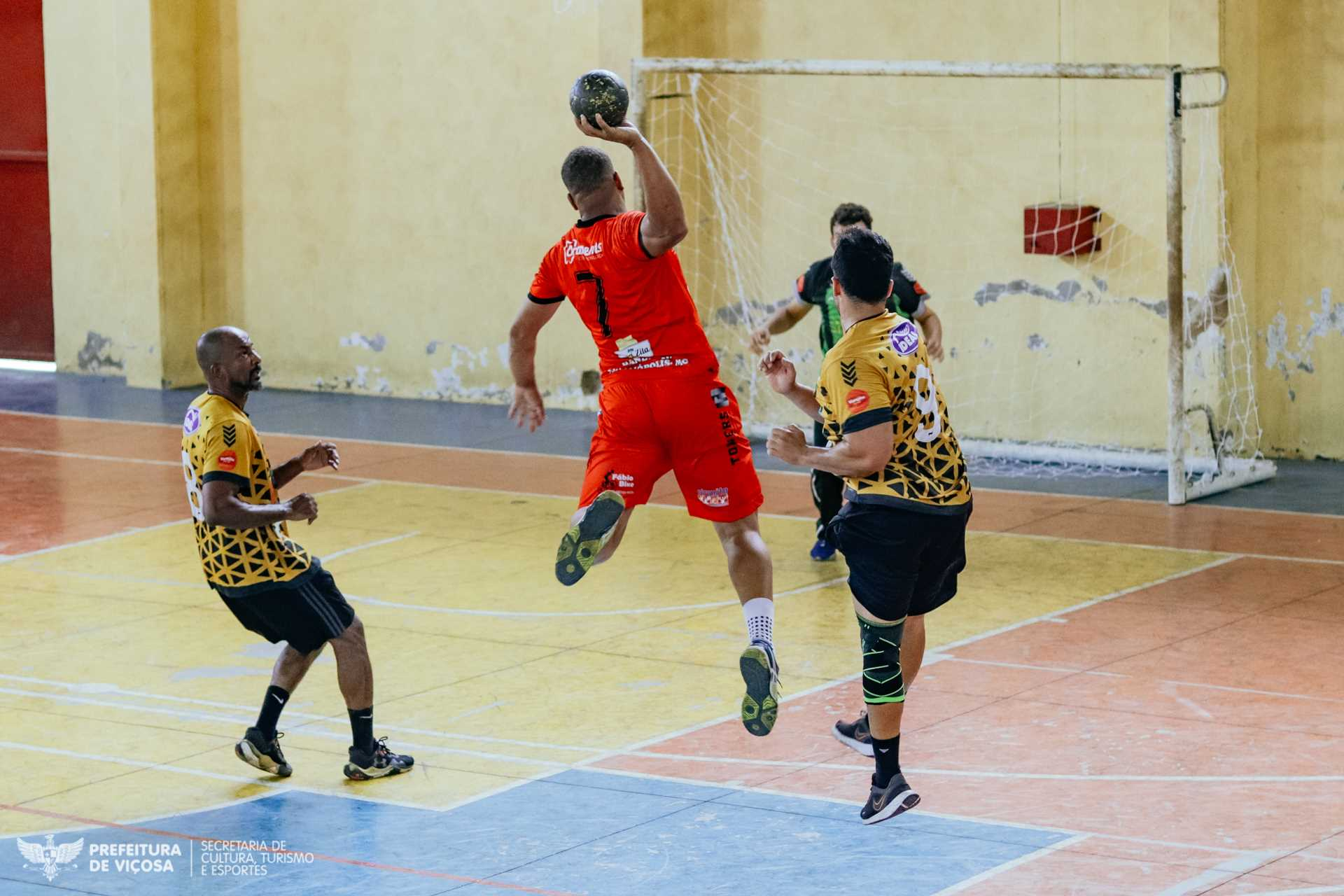 HandMix (Ubá) e Alvinópolis vencem 1ª Copa Viçosa de Handebol