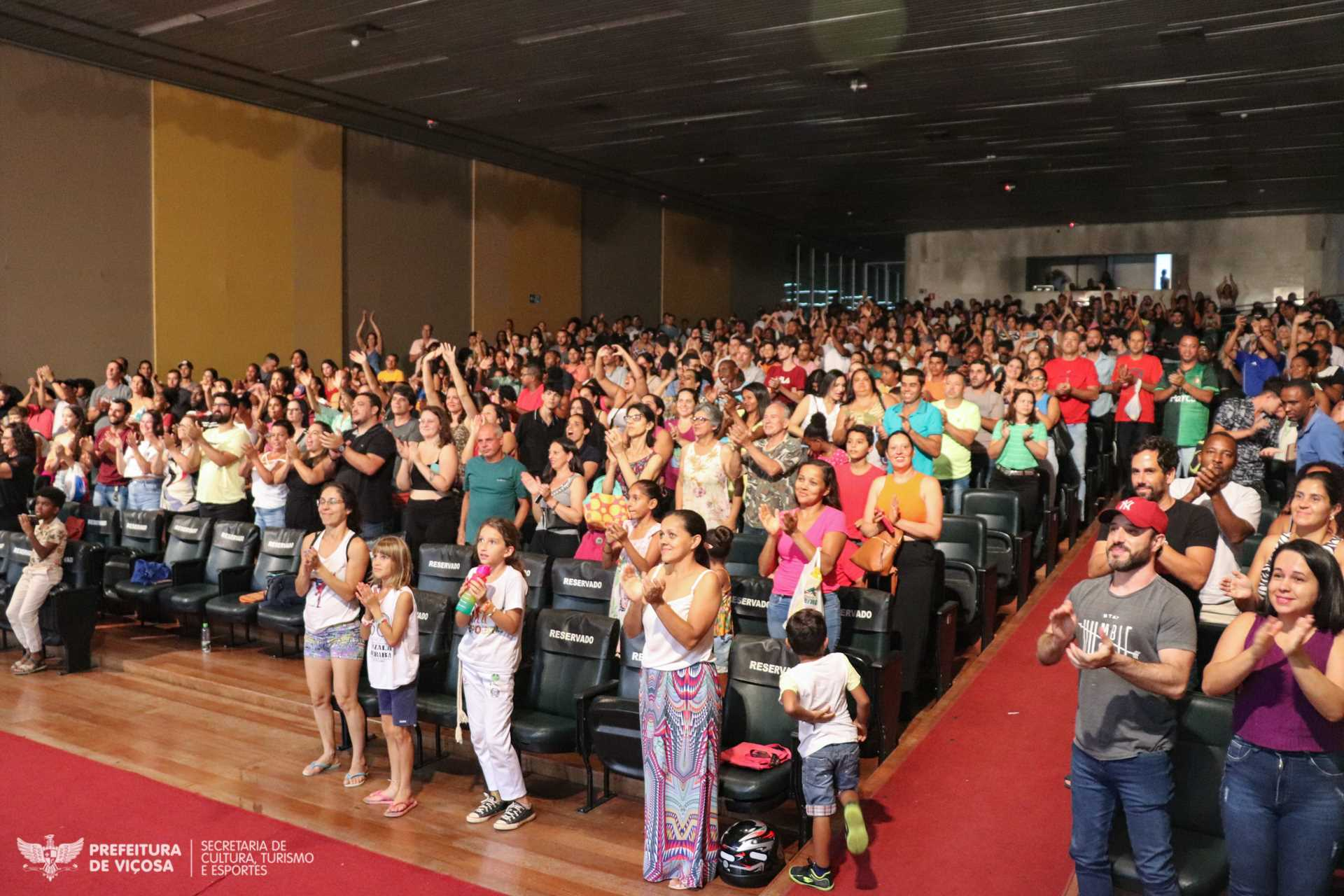 Mostra do Centro Experimental de Artes 2023 lota auditório da UFV