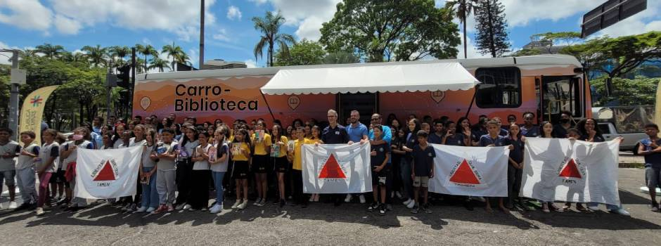 Governo de Minas inaugura o novo Carro-Biblioteca, projeto que circula entre bairros e cidades