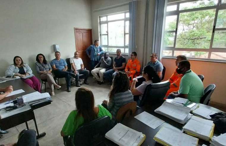 Prefeitura reúne agentes públicos para aprimorar ação emergencial na cidade em tempos de chuva
