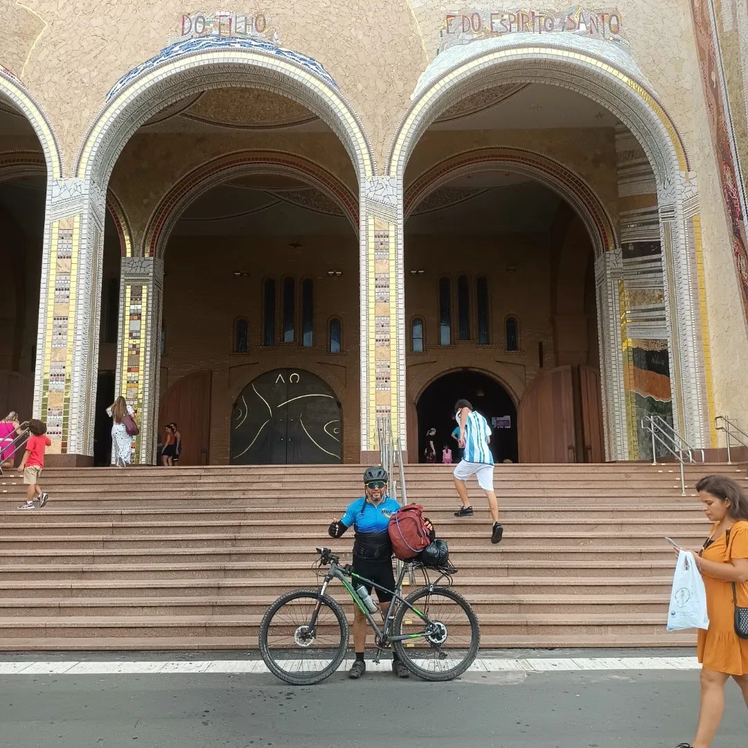 499 km: conheça a história de Maurício Lopes, ciclista que foi de Viçosa à Aparecida do Norte