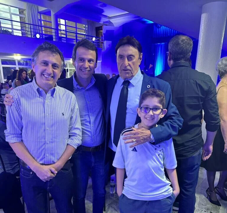 Lidson Potsch empossado como presidente do Cruzeiro