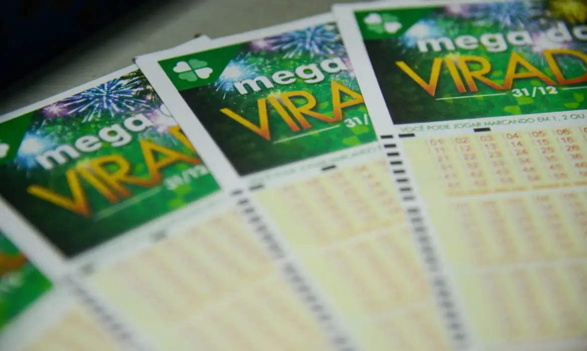 R$550 milhões: Mega da Virada se aproxima e Caixa alerta para fake news sobre loteria