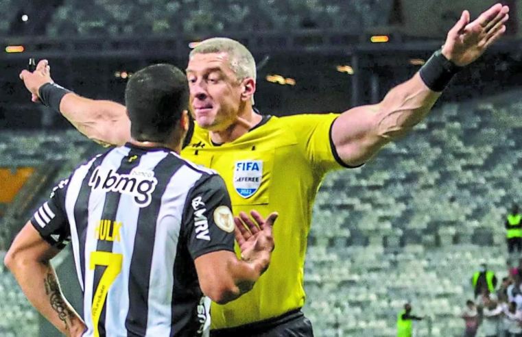 Atlético-MG foi o 2º time mais indisciplinado do Brasileirão em 2023