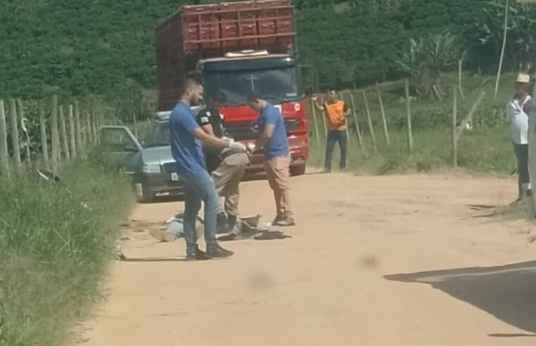 Dupla é presa suspeita de participação em assassinato na zona rural de Ervália