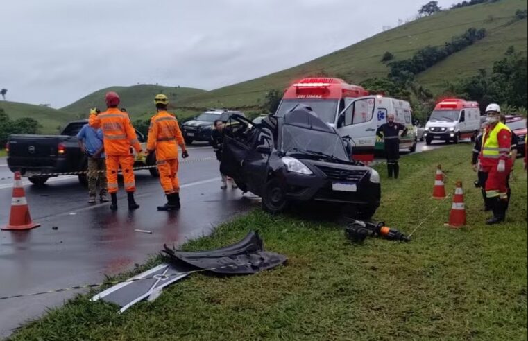 Acidente entre carro e carreta deixa três mortos na BR-116