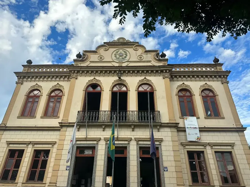 Prefeitura de Cataguases divulga concurso público com salários a partir de R$1.320,00