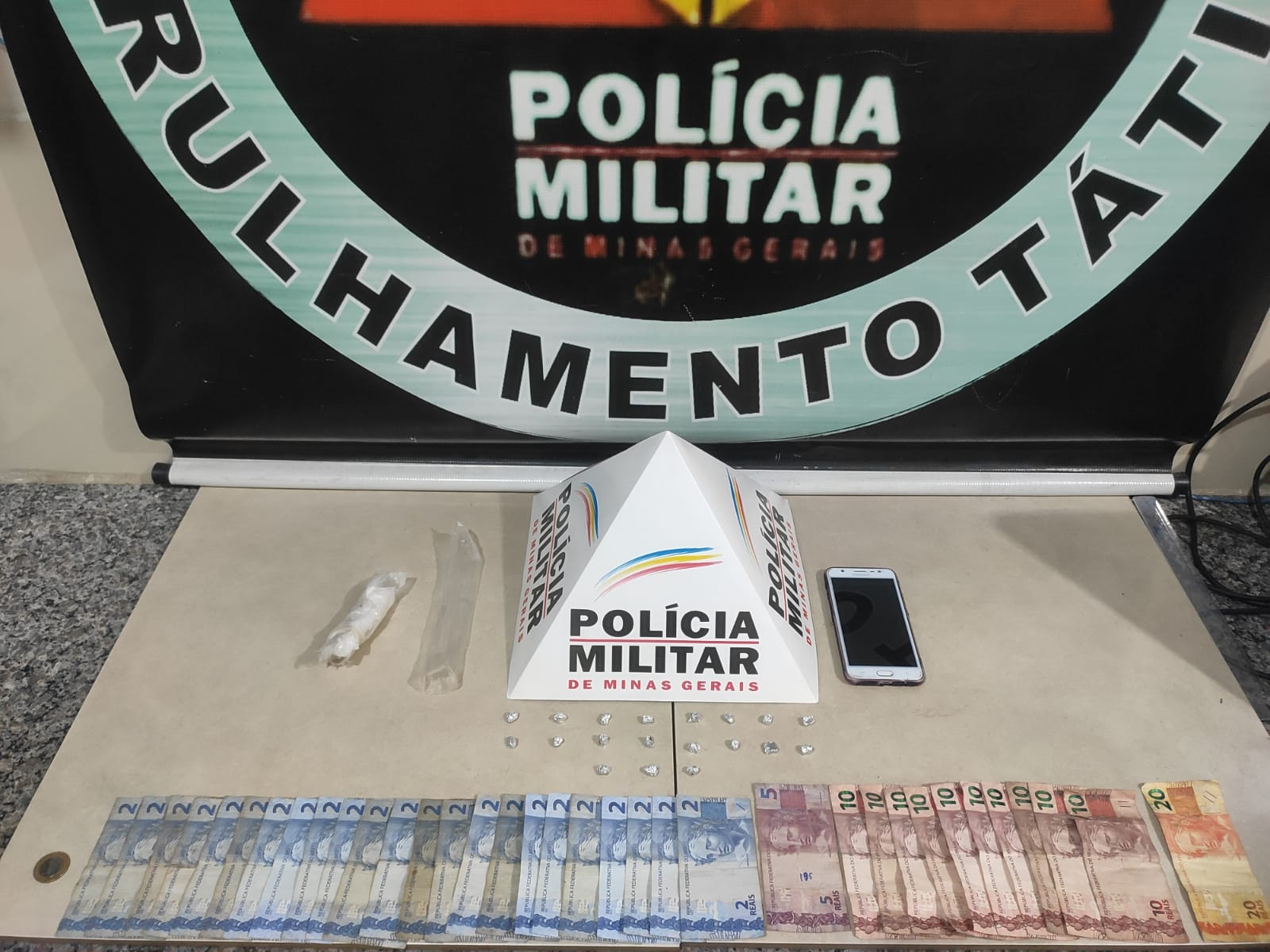 Viçosa: PM detém indivíduo por tráfico de drogas no União