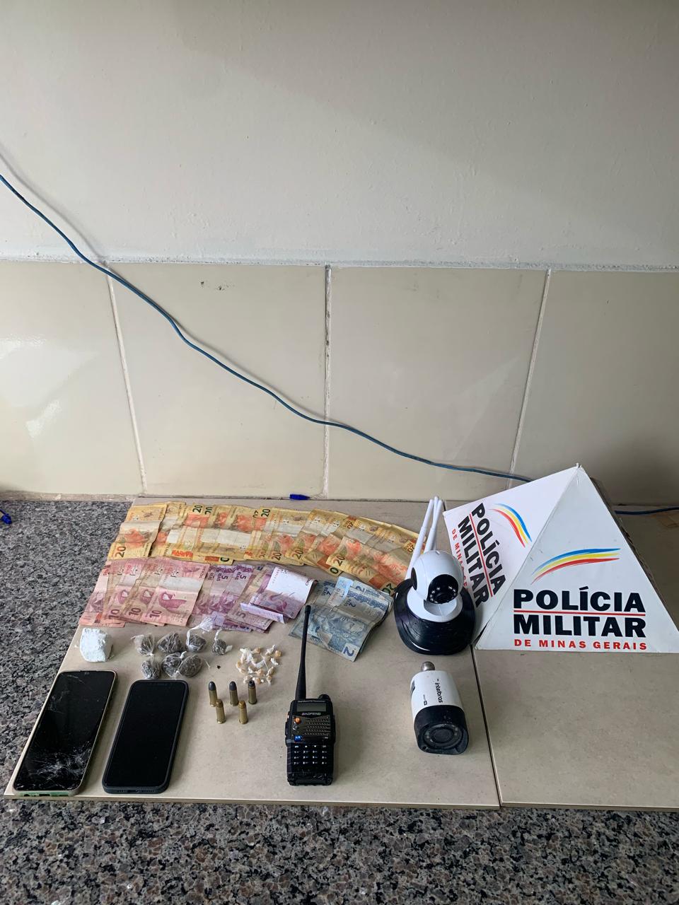 Homem é preso por tráfico de drogas e corrupção de menores em Viçosa