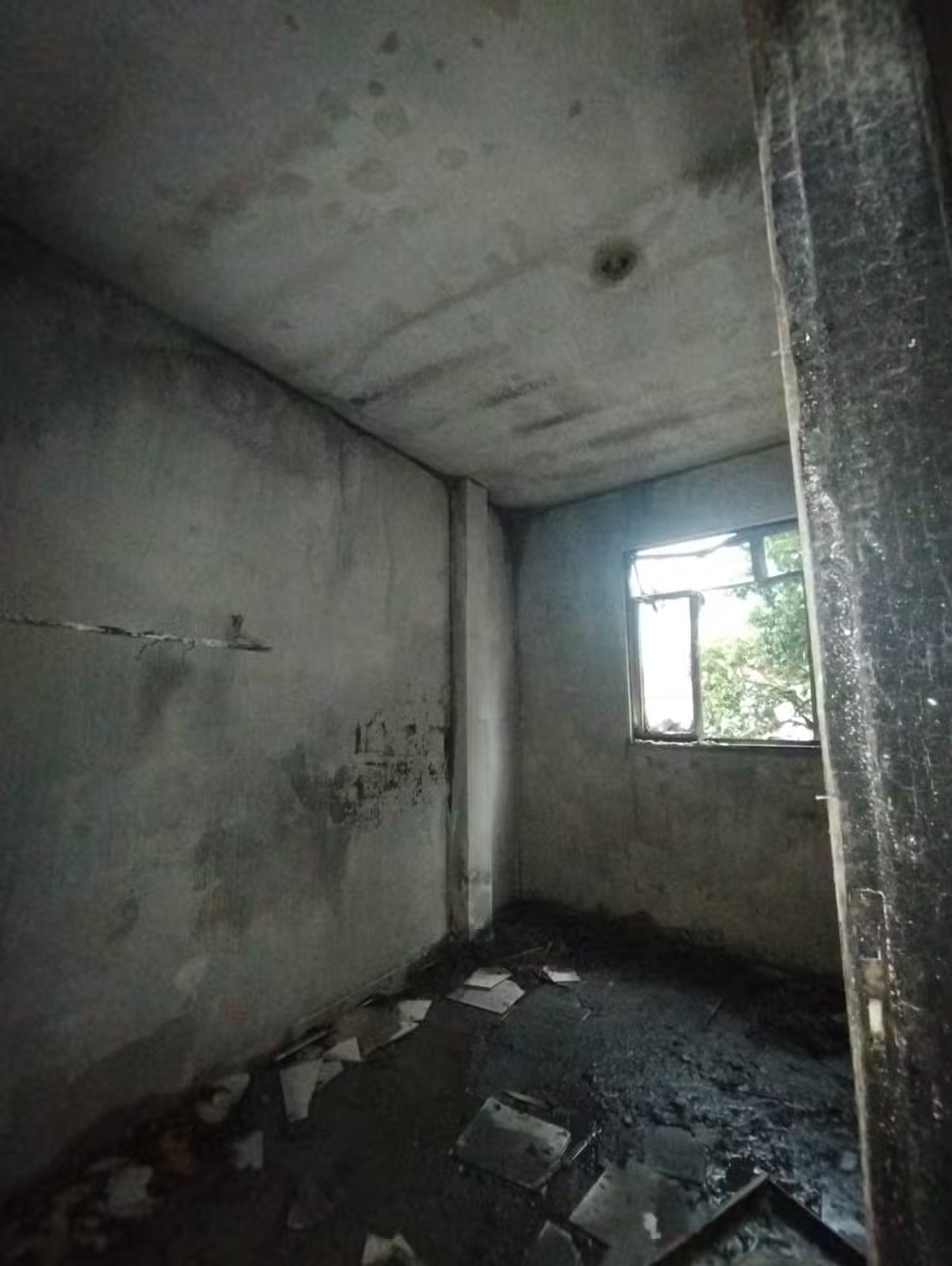 Zona da Mata: carregador de celular causa incêndio em residência