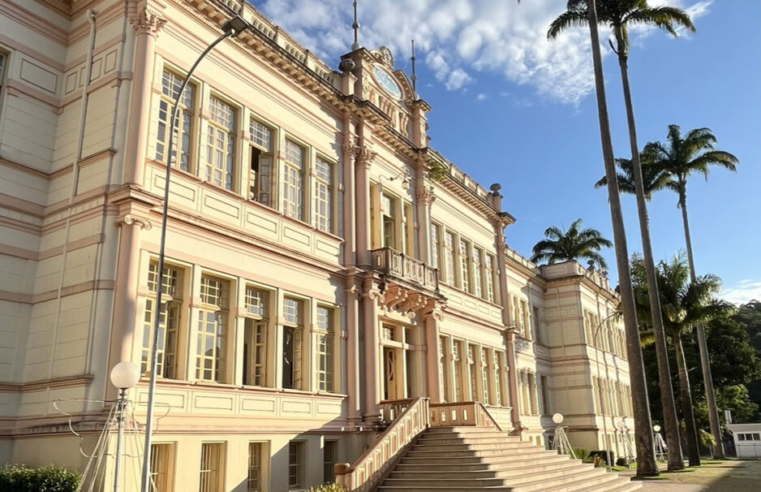 Prédio Arthur Bernardes passará por desinsetização e PAD orienta cuidados