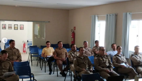 10ª CIA IND da PM realiza reunião estratégica para o Carnaval 2024
