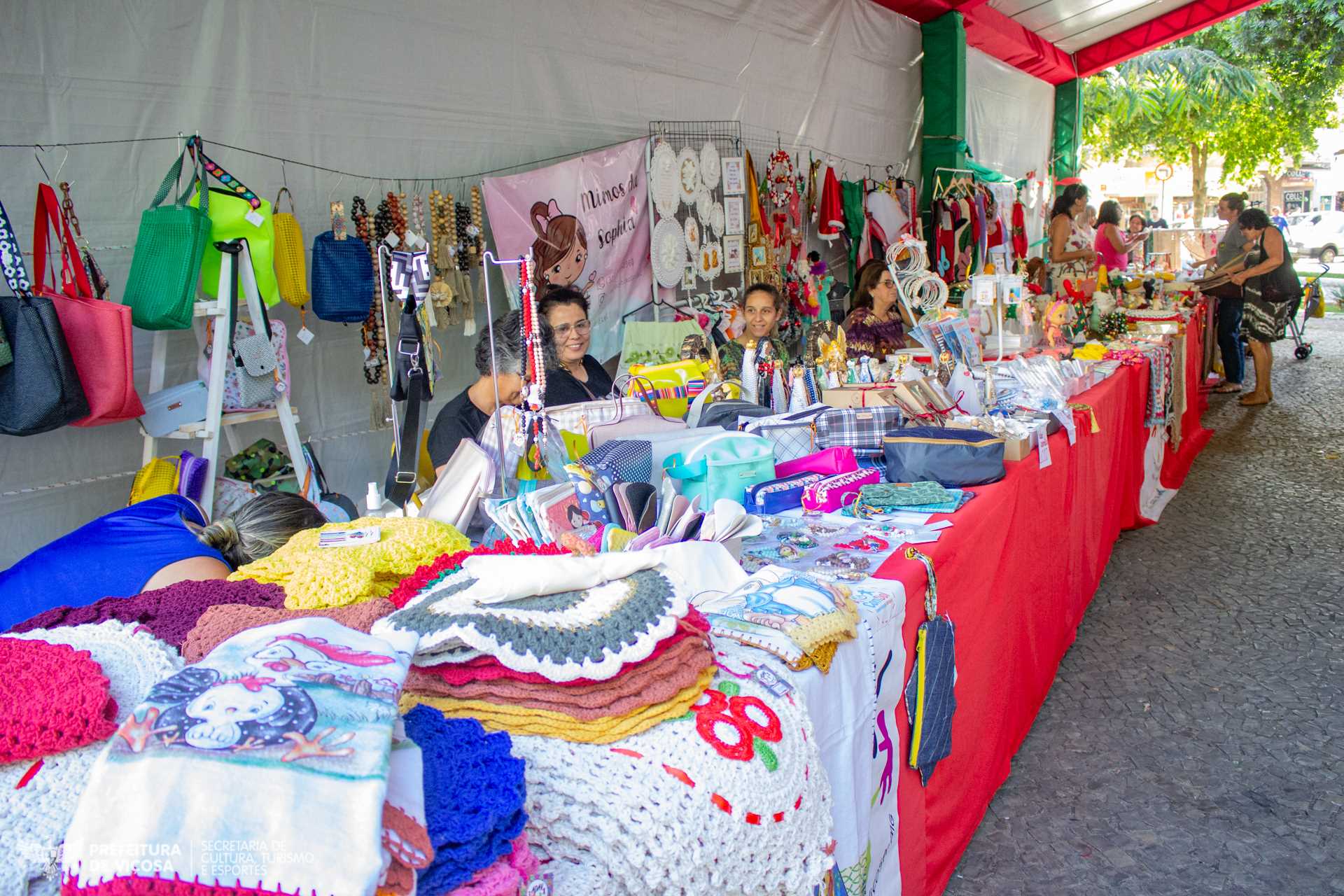 Praça Silviano Brandão recebe Semana do Artesanato de 18 a 23/03