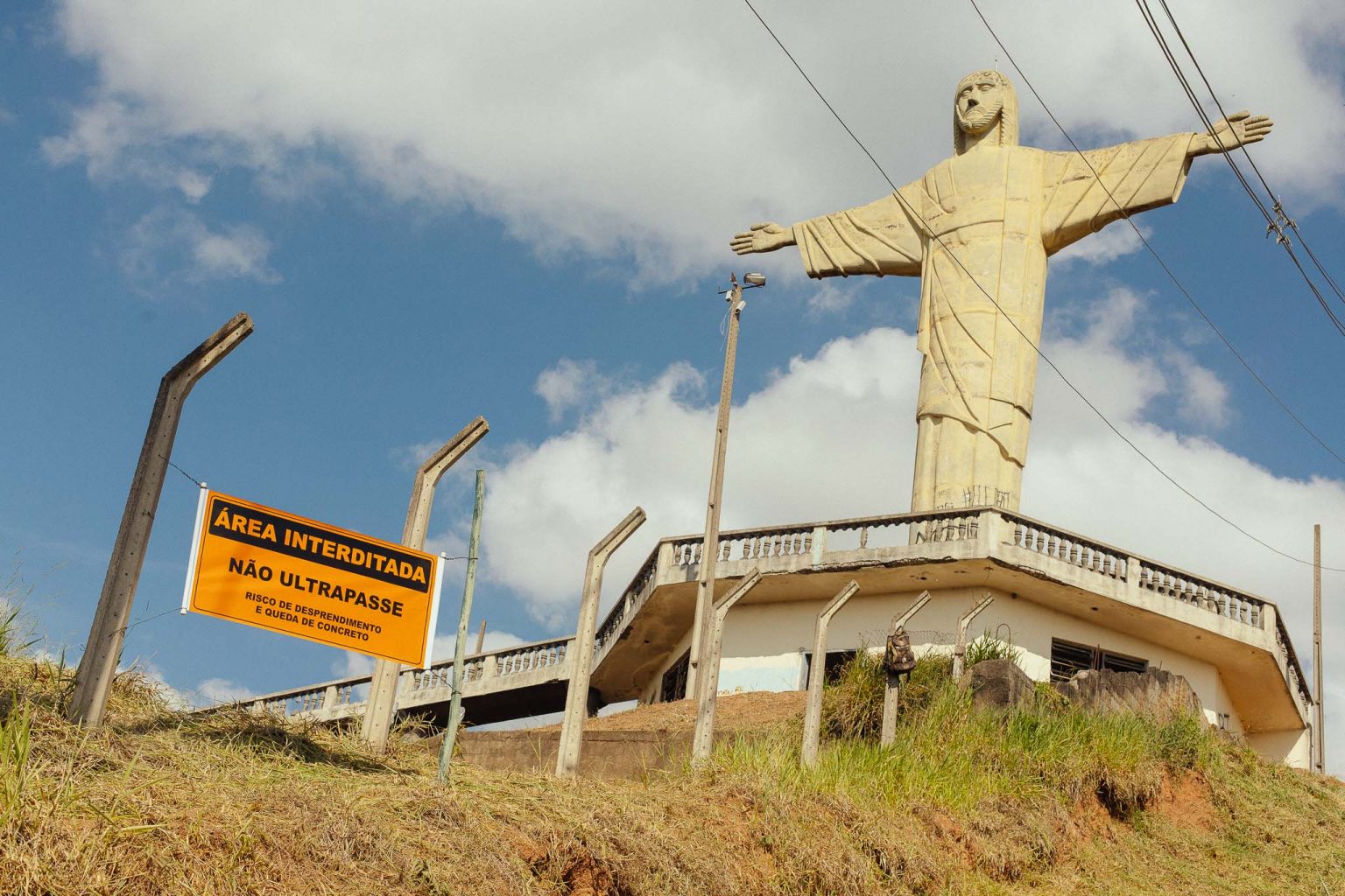 Estatua do Cristo Redentor de Viçosa continua interditada