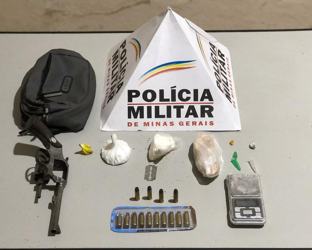 Operação policial desmantela tráfico de drogas e apreende arma de fogo em Ervália