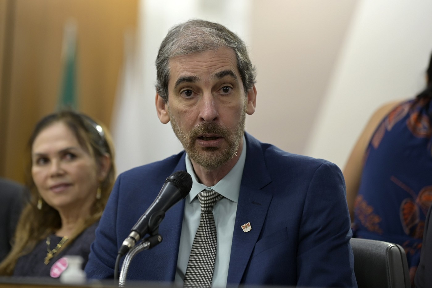 Reitor Demetrius participa de audiência na ALMG sobre alterações no estatuto da Fapemig