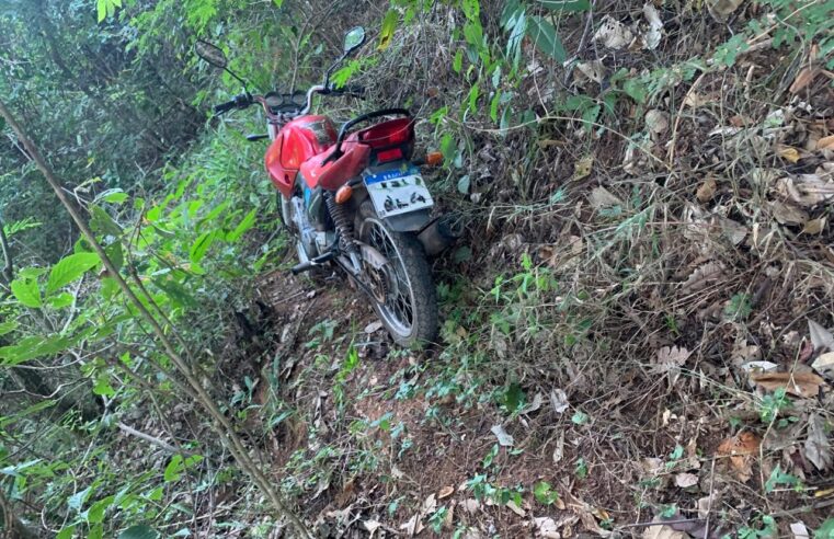 Polícia recupera motocicleta furtada em ação rápida em Ponte Nova-MG