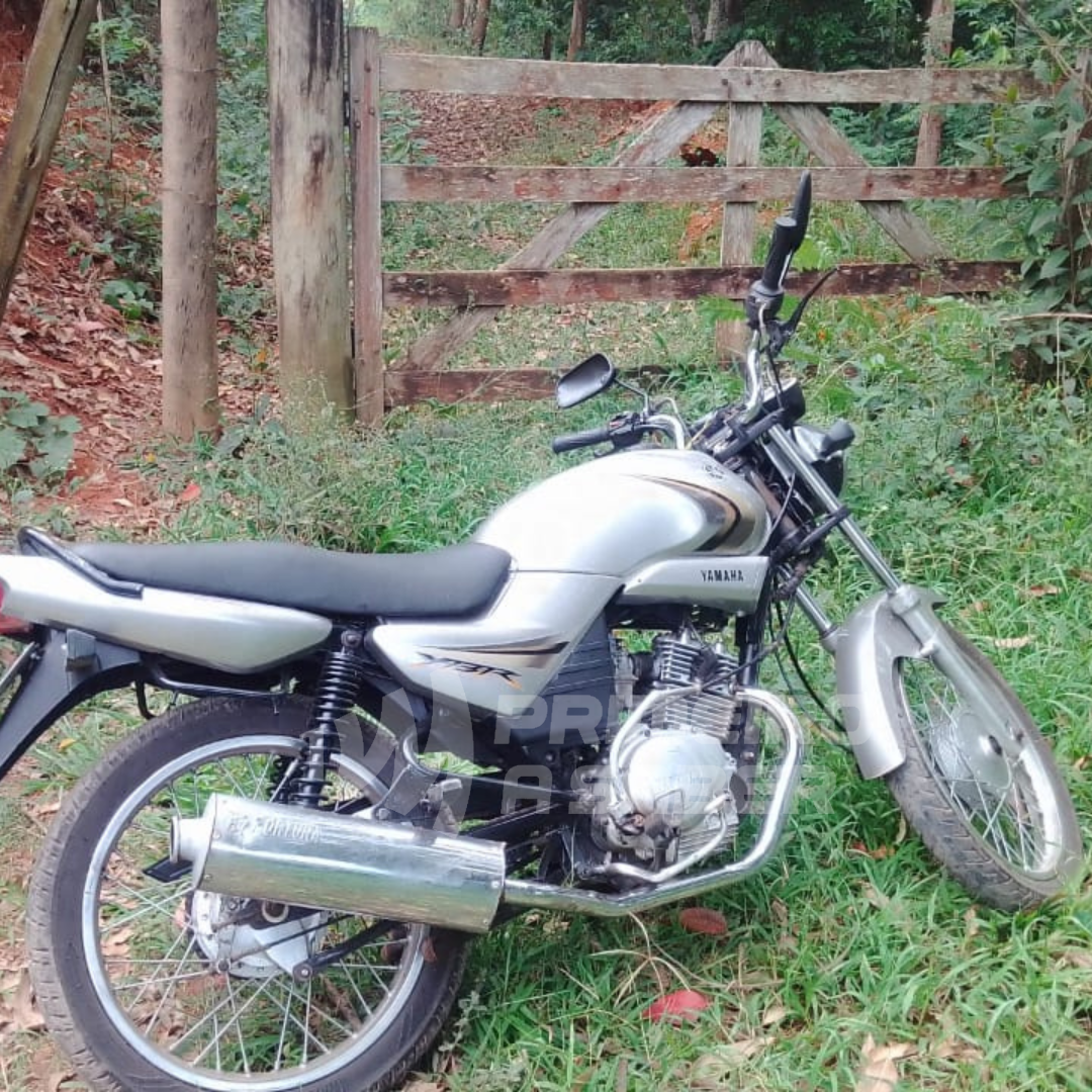 Suspeito de furto é preso e moto recuperada em Viçosa