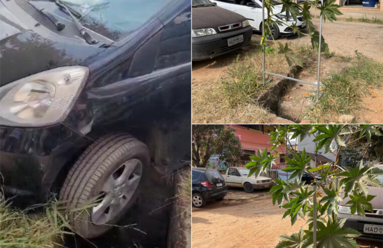 Carro cai em bueiro aberto na rua Alvaro Gouveia