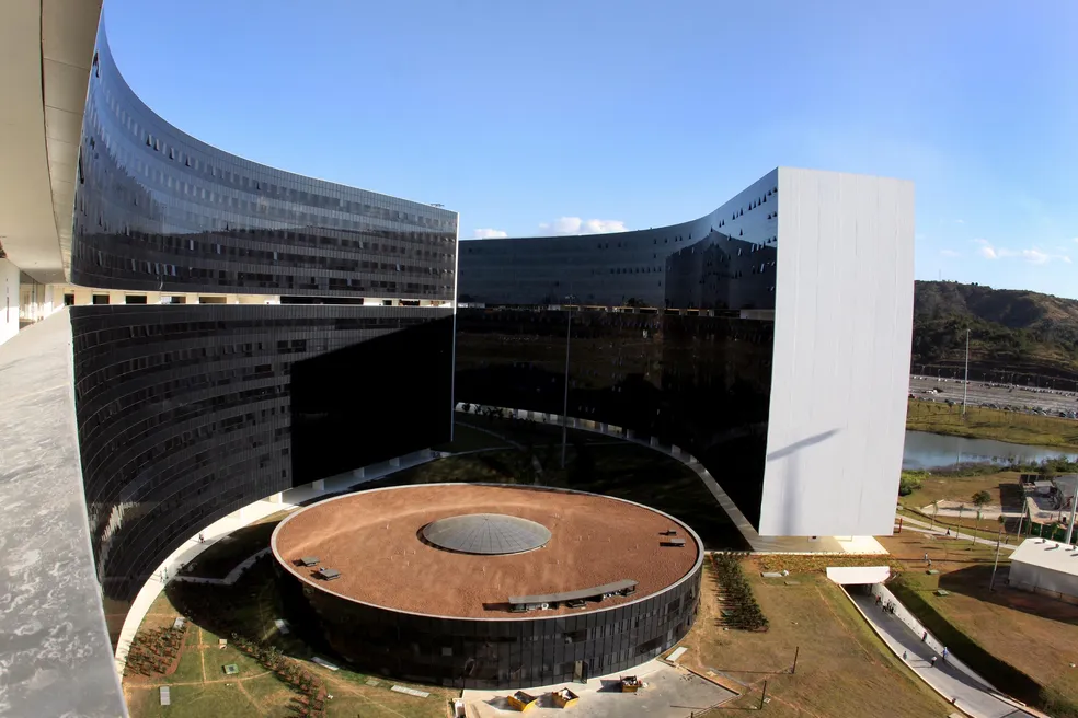 Servidores do Governo de Minas recebem salário antecipado nesta sexta-feira