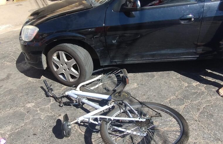 Acidente entre carro e bicicleta deixa um ferido no Bairro de Fátima