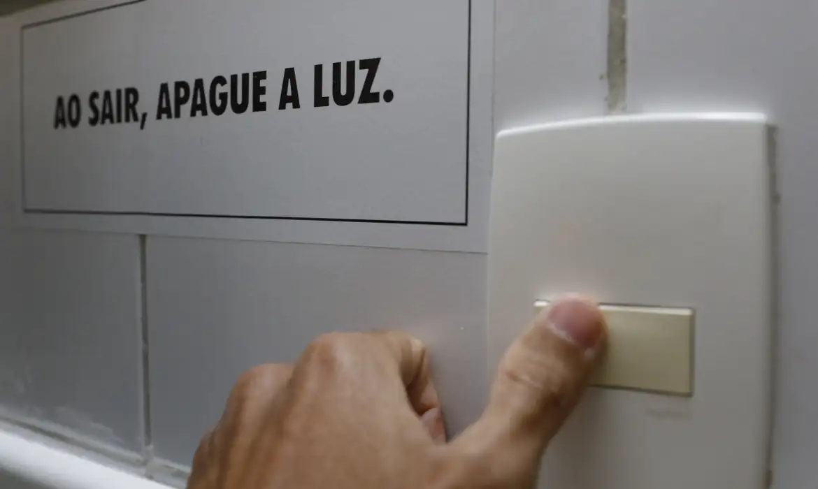 Consumo de eletricidade aumentou 7,3% no primeiro trimestre