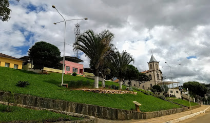 Homem é assassinado dentro de padaria em Paula Cândido