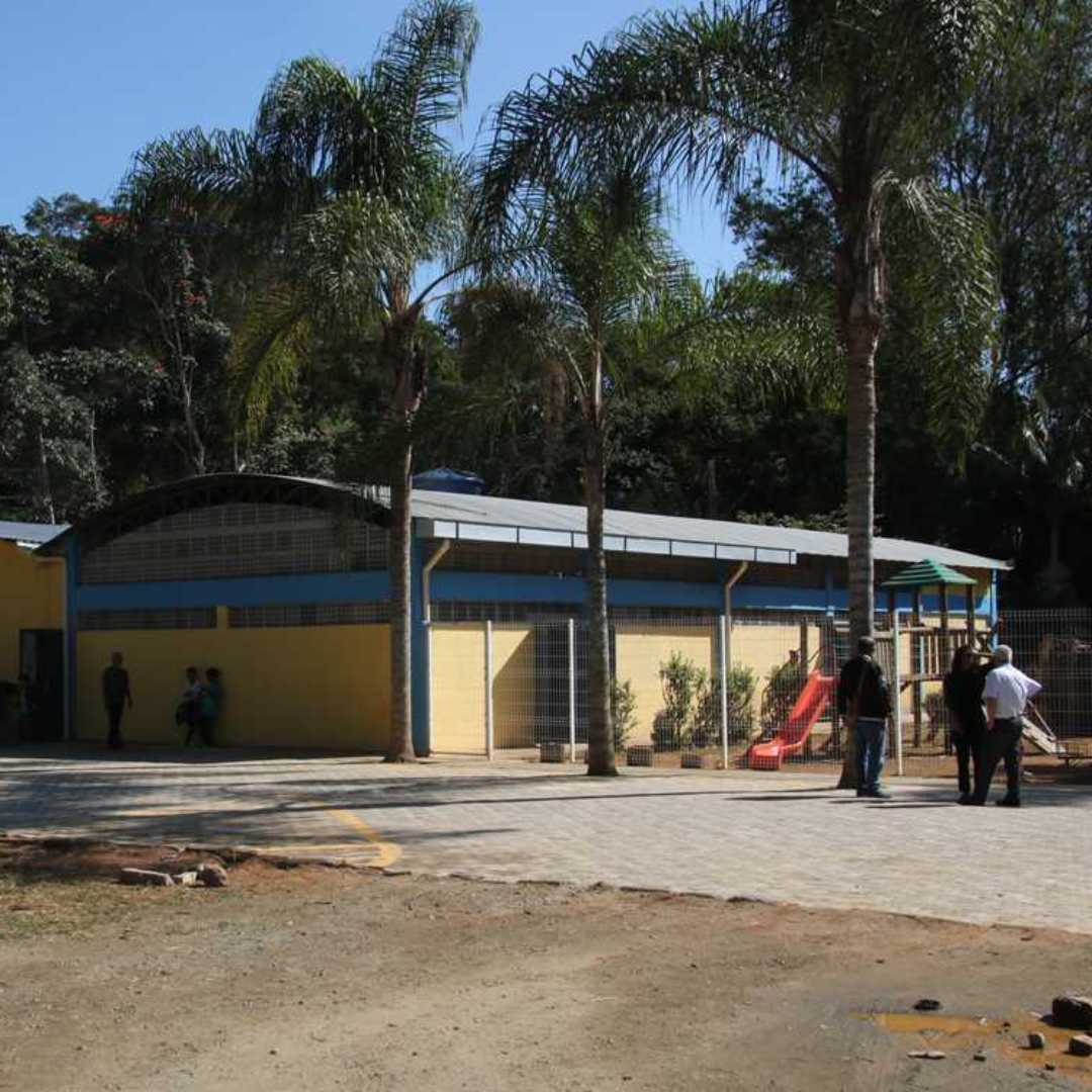 Prefeitura inaugura reforma e ampliação da Escola Municipal Almiro Paraíso 