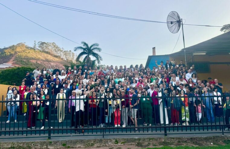 Encontro da família Castro reúne centenas de descendentes em Guaraciaba