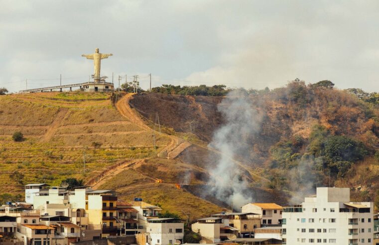 Incêndio no Parque do Cristo de Viçosa é contido