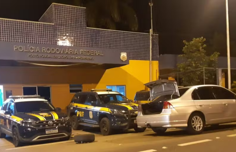 Militar do Exército é detido dirigindo um carro roubado, na Zona da Mata