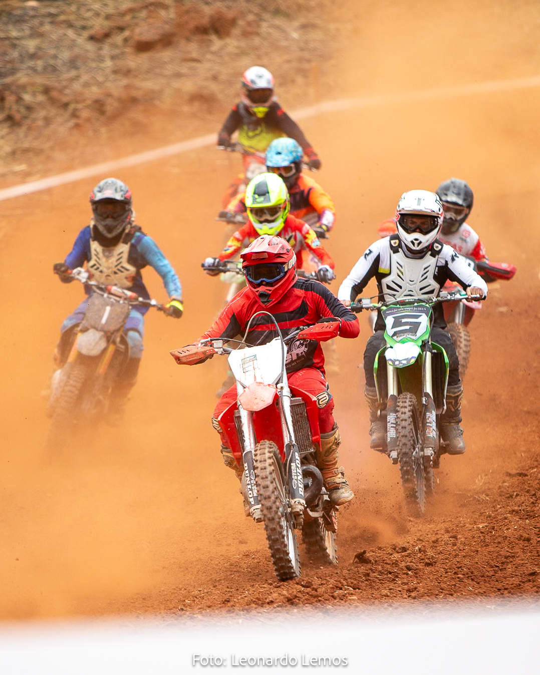 Campeonato Zona da Mata de Velocross Agita Guarani-MG no Final de Semana dos Pais