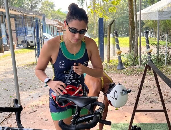 Triatleta muriaeense representa Zona da Mata nas Paralimpíadas de Paris