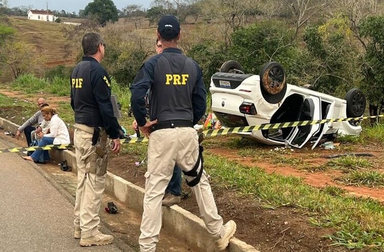 Muriaé: Colisão entre carro e motocicleta deixa uma pessoa morta na BR-116
