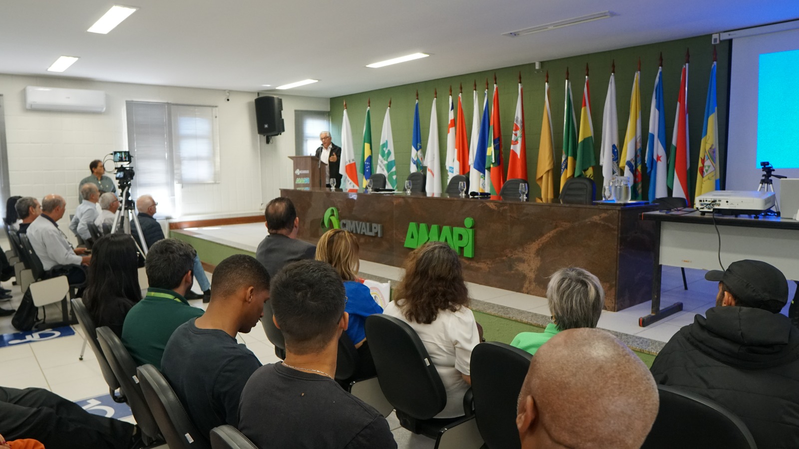 Instituições ferroviárias reforçam compromisso com a revitalização do setor em Minas Gerais