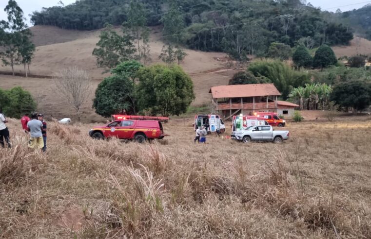 Van que seguia para velório em Guaraciaba sofre acidente com vítima fatal no Vau Açu