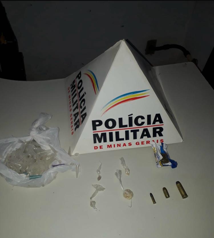 Polícia Militar realiza operação e apreende munições e drogas em Paula Cândido