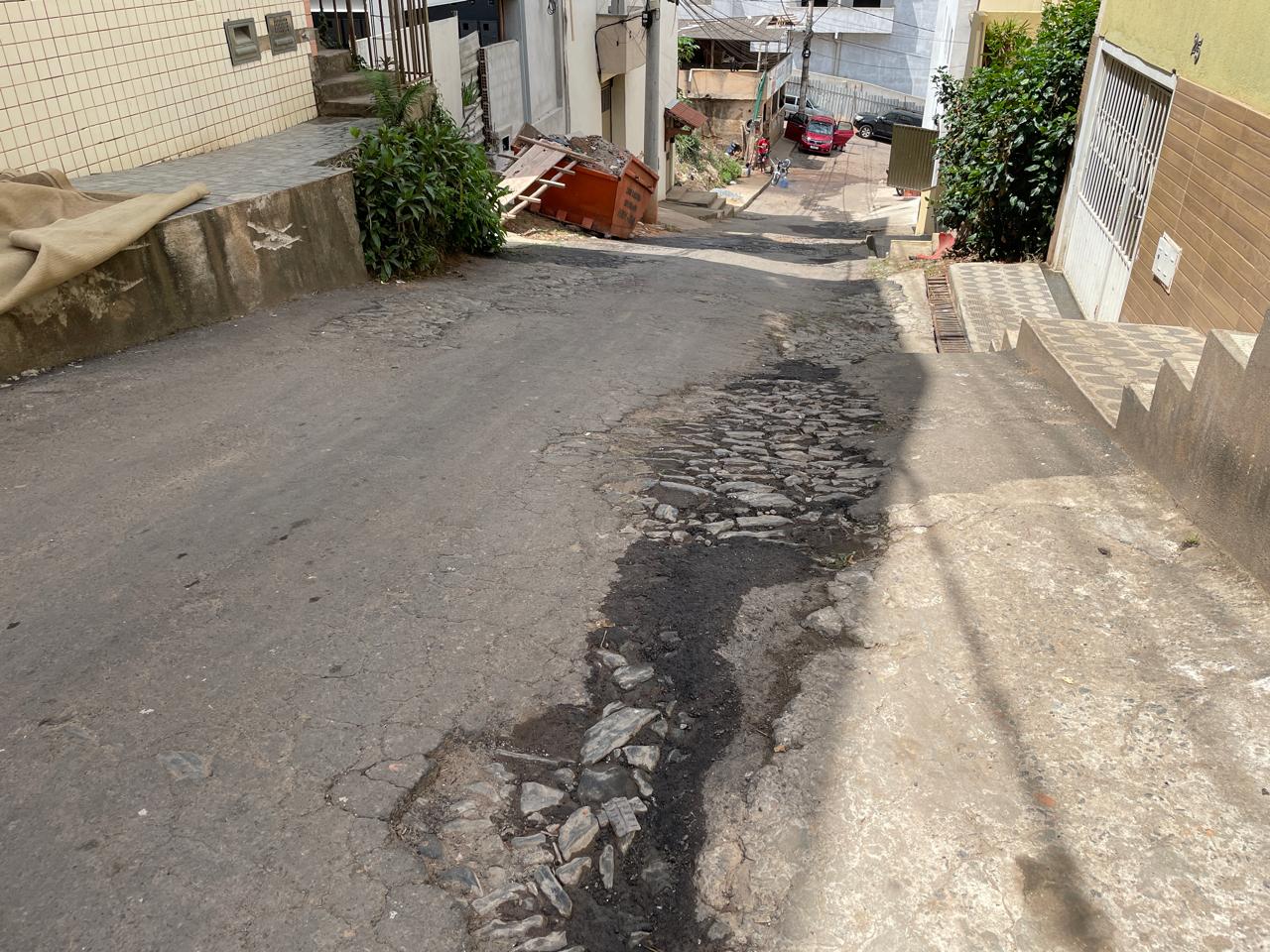 Moradores do João Braz reivindicam melhorias na rua Pêro Vaz de Caminha