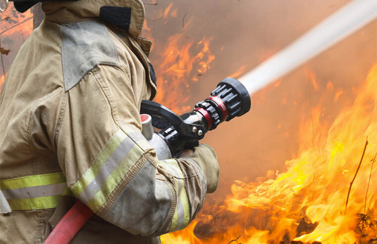 Homem sofre queimaduras em incêndio residencial no Centro de Ubá