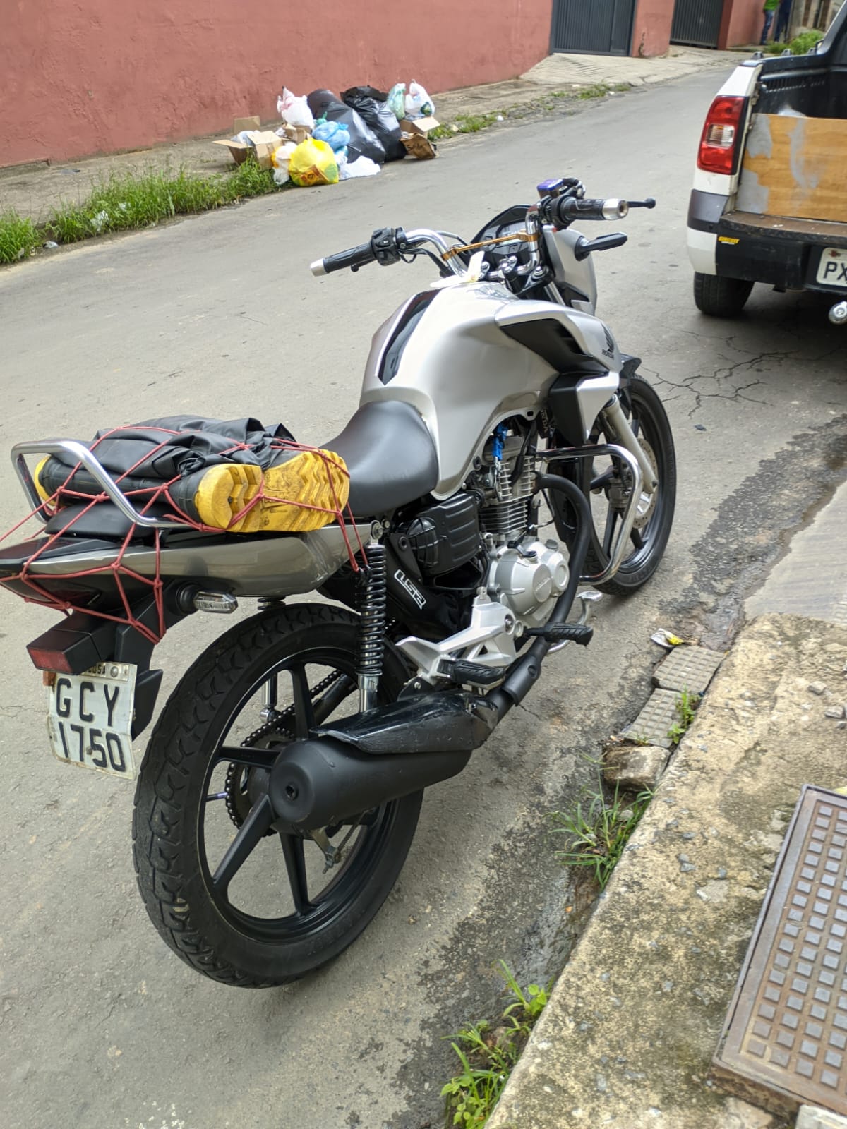 Motocicleta é roubada durante entrega de lanche em Viçosa
