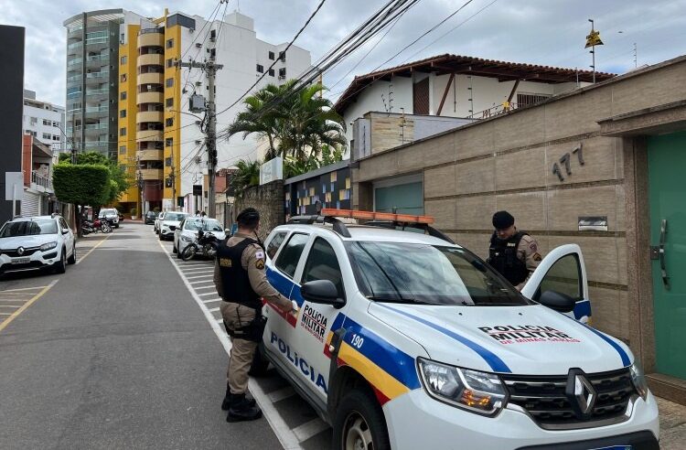 Polícia recupera equipamentos roubados por bandido em uma clínica que atende crianças especiais