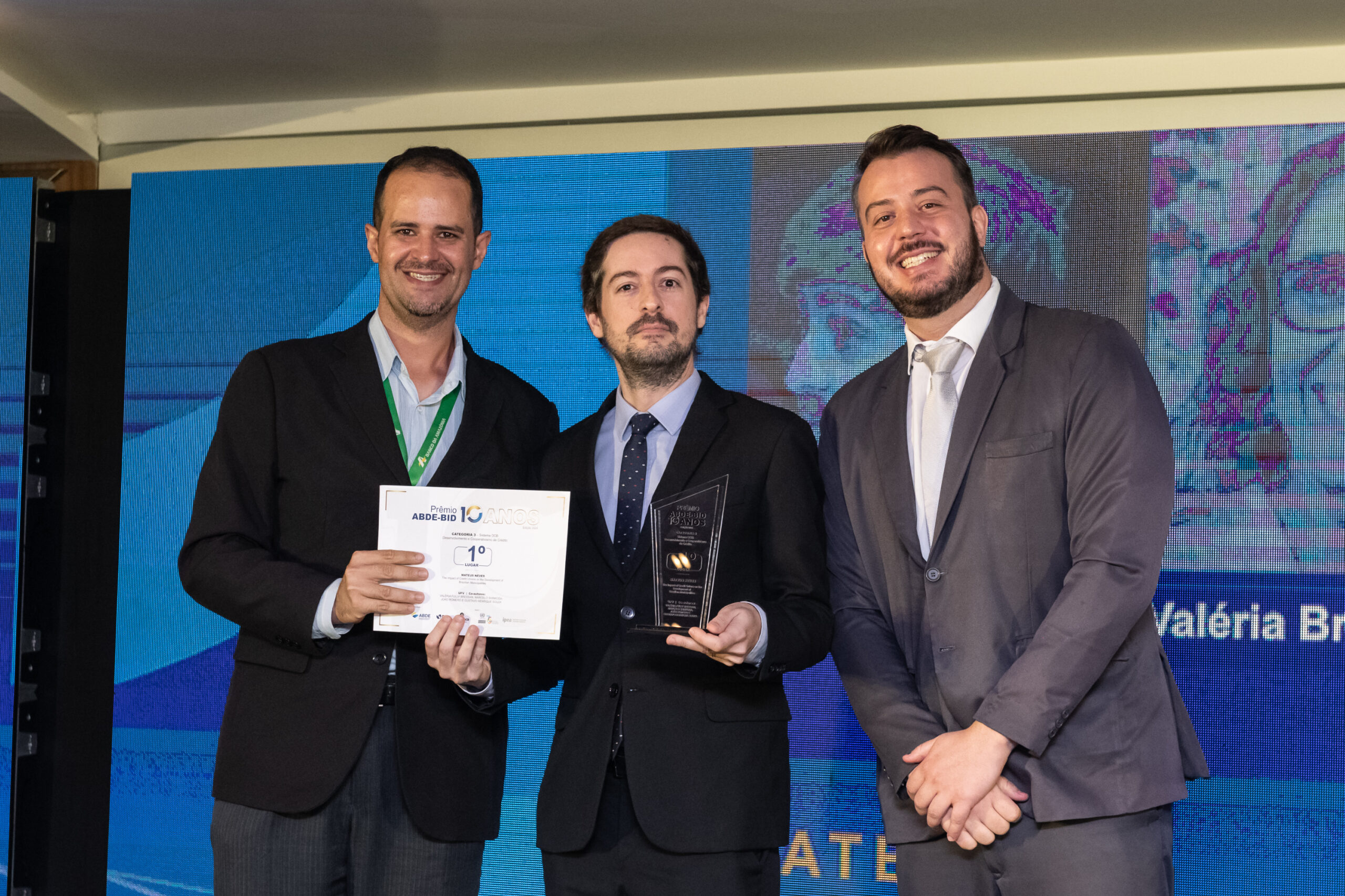 Trabalho de professor da UFV conquista Prêmio ABDE-BID de Artigos de Desenvolvimento